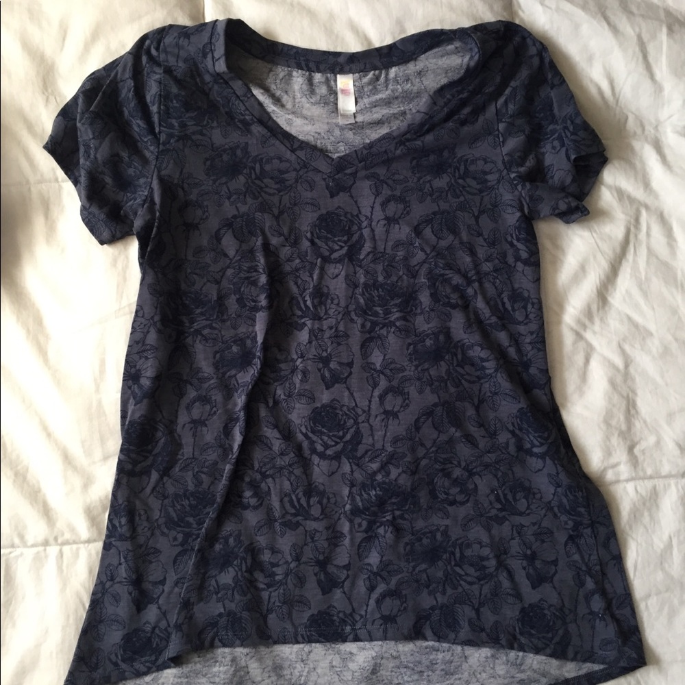 Lularoe floral tee
